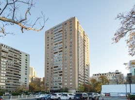 8 Whittier Pl