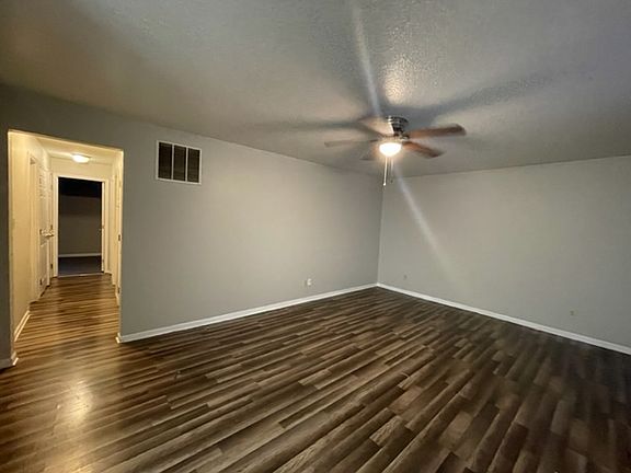 4th image of 420 Britt Ln #29