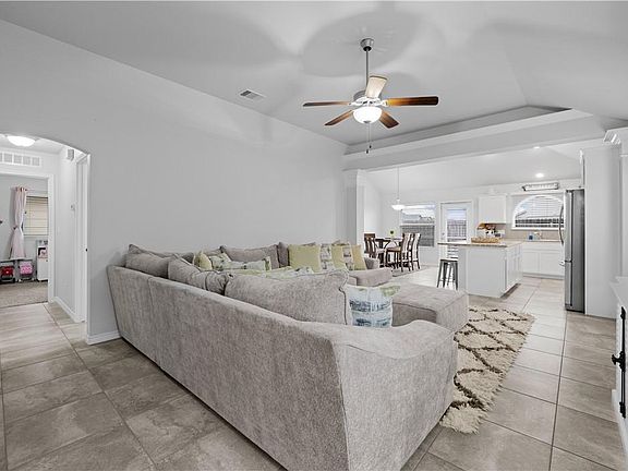 4th image of 7521 Killebrew Dr
