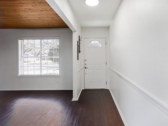 5th image of 8102 Falmouth Dr