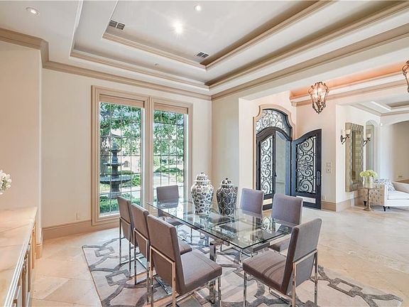 5th image of 1109 Post Oak Pl