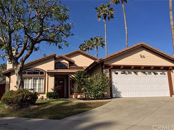 2nd image of 13548 Chrystal Ct