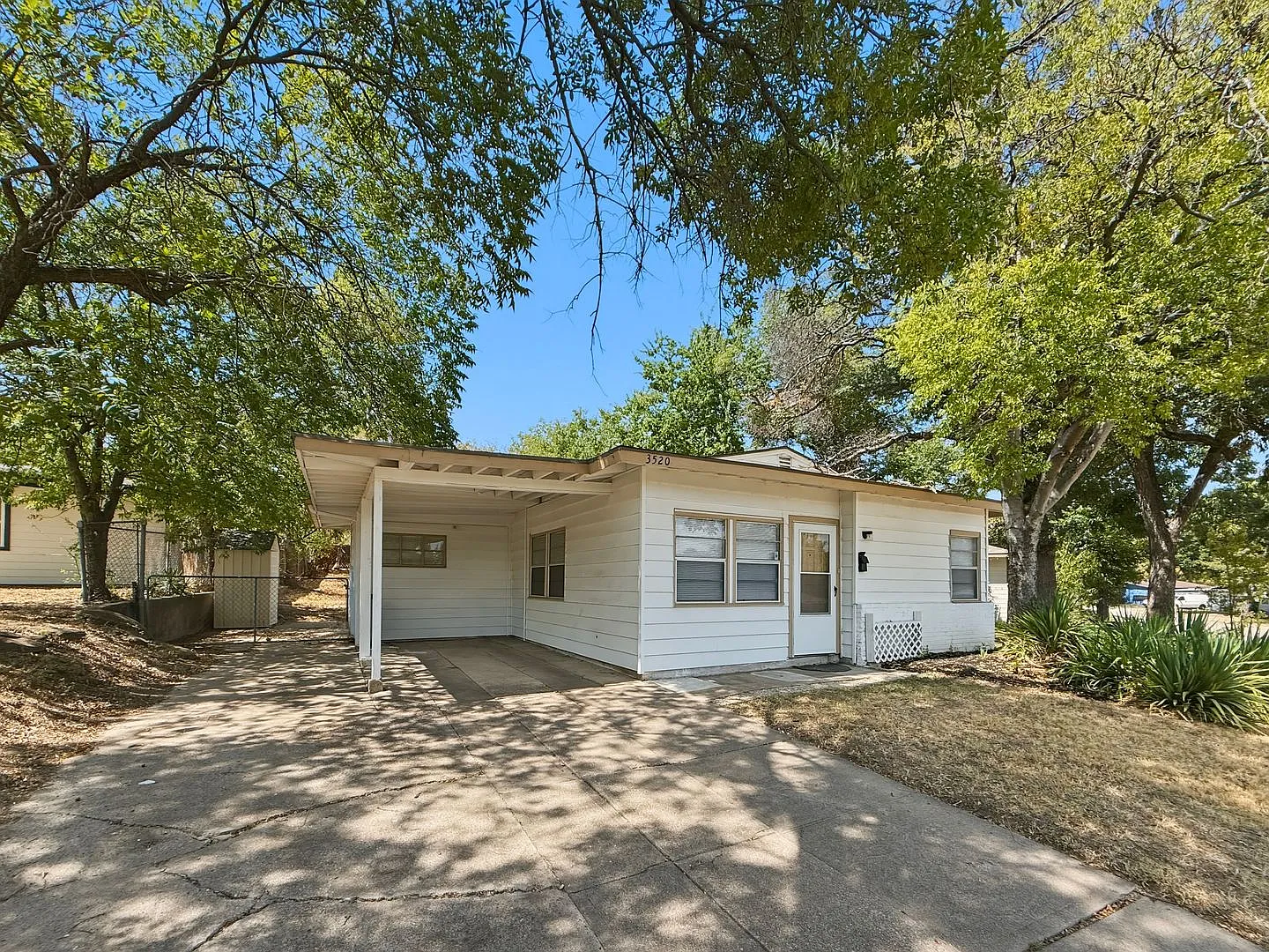 Freshly Updated 2BR/2BA on Spacious Corner Lot in 76107 — Photo 1