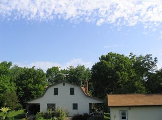 1722 Caleb Rd, Louisville, IL 62858