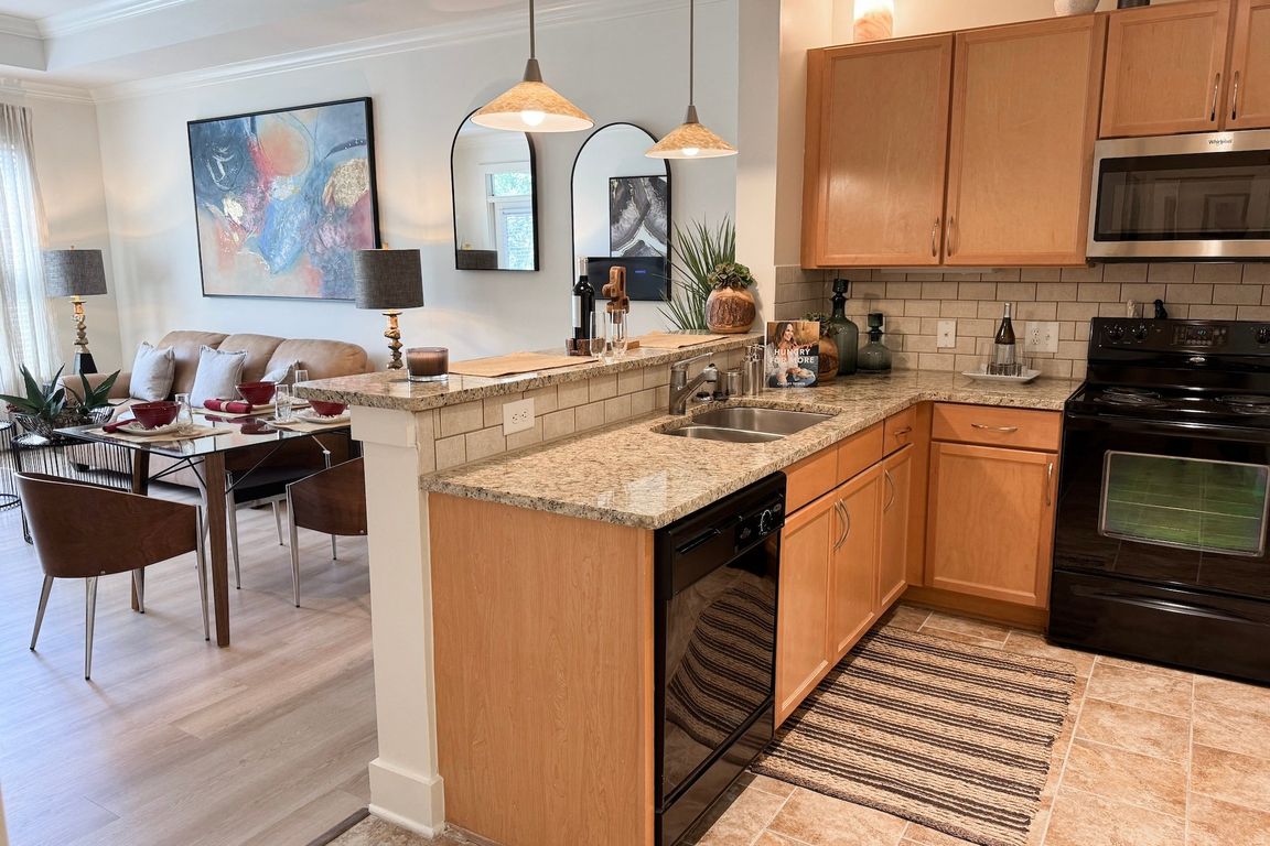 Kitchen and Dining Room Gables Century Center