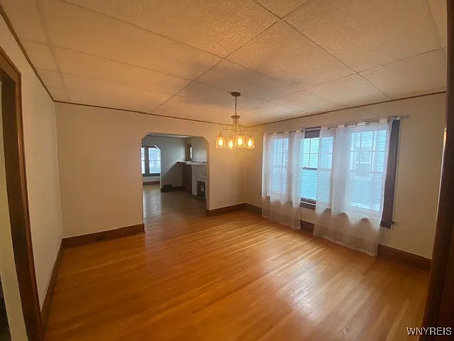 27 Henley Rd #LOWER — Photo 7