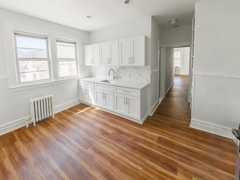 161 Watsessing Ave #2L — Photo 9