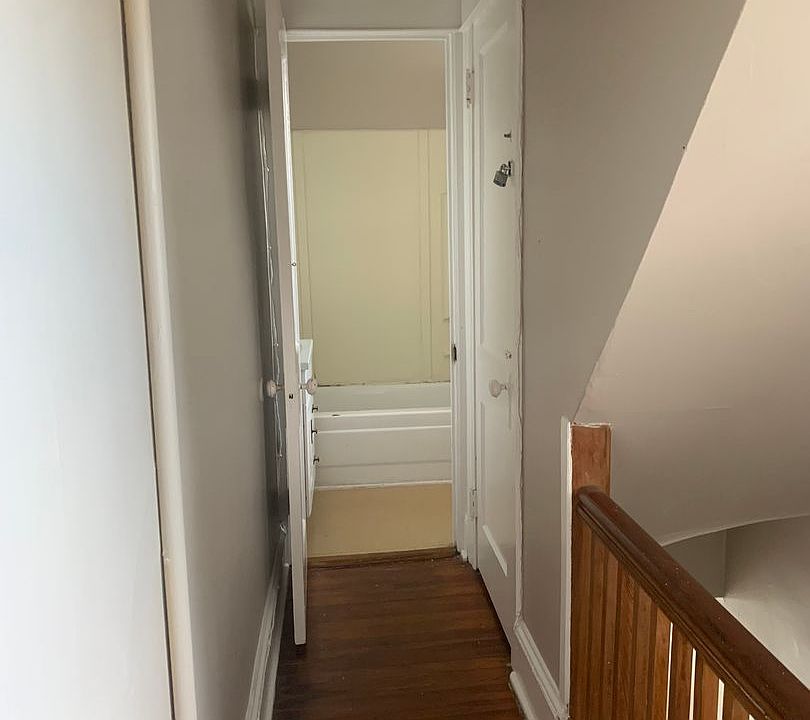 396 398 1/2 Bryan Place/901 903 Salem Avenue 396 Bryan Pl