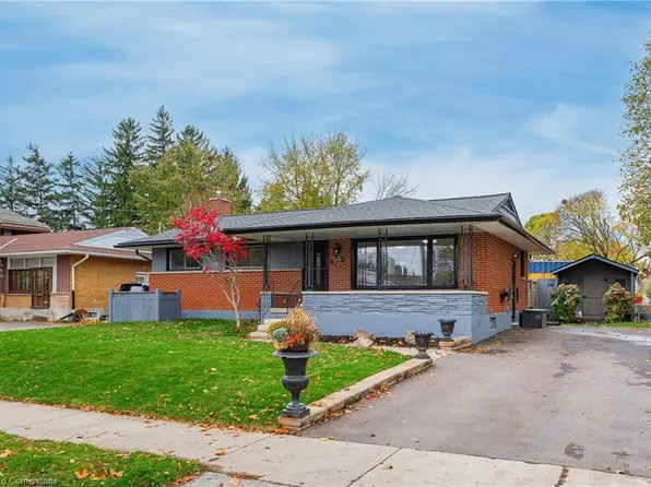 502 Manchester Rd, Kitchener, ON N2B 1A6