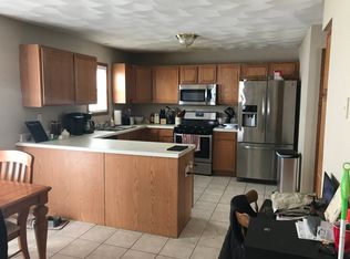 4140 Milkweed Dr, Poplar Grove, IL 61065