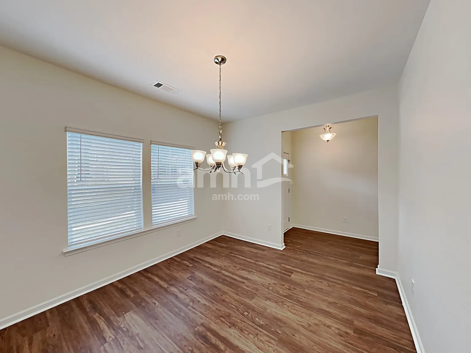 3 bed, 2.5 bath, 1892 sqft, $2,190 — Photo 4