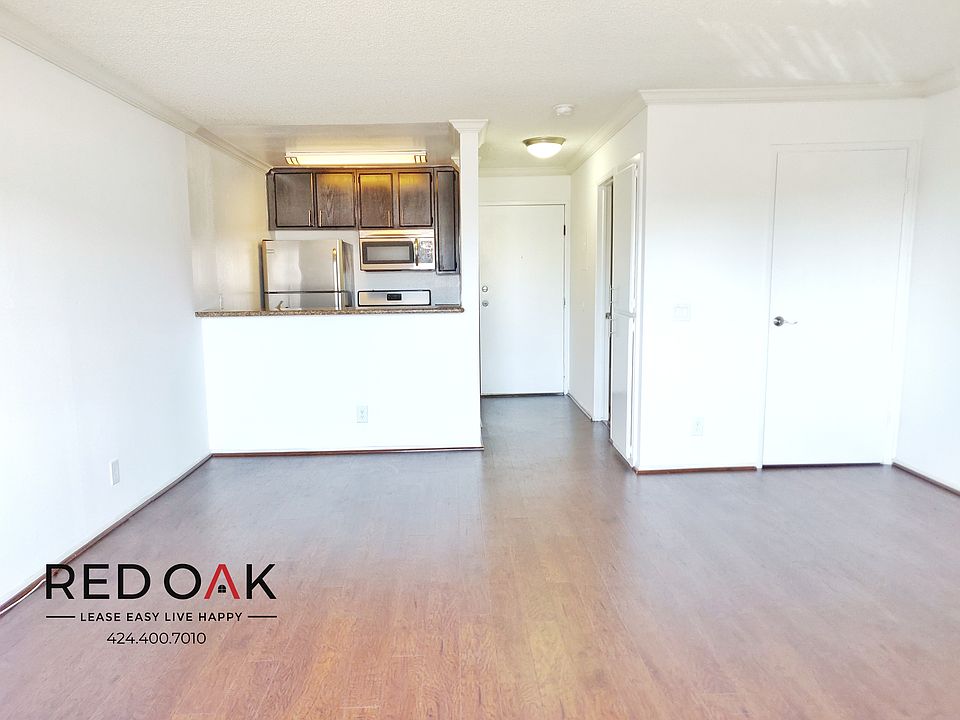 1st image of 1522 N Formosa Ave APT 106