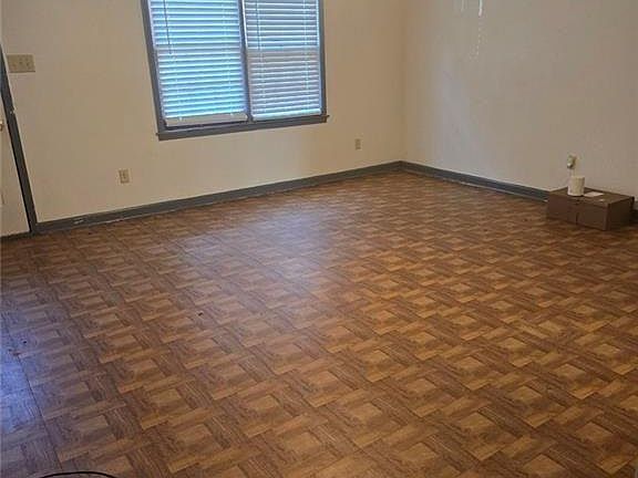 2nd image of 2230 Kings Gate Cir APT D