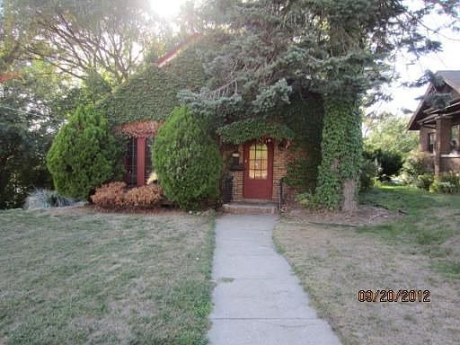 1st image of 119 S Rockford Ave