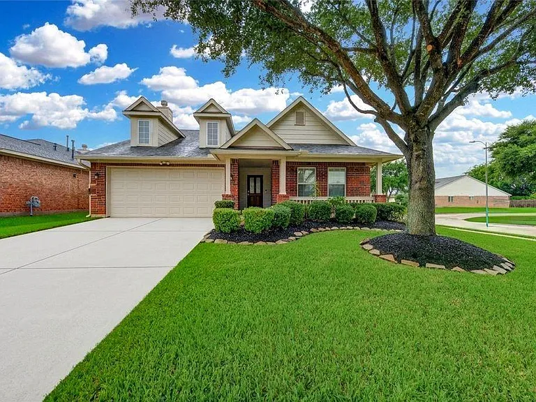 16702 Grovetrail Ln — Photo 3