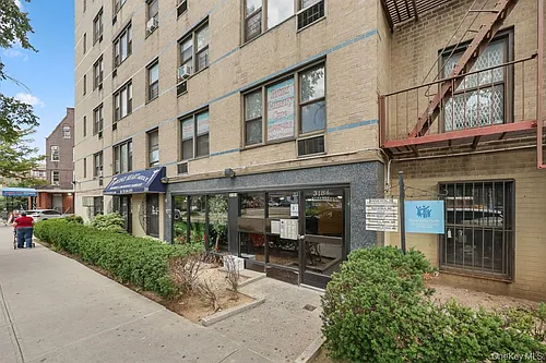 3184 Grand Concourse Photo 1