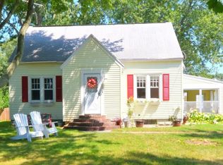 4262 S Quarterline Rd, Muskegon, MI 49444