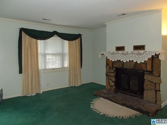3rd image of 2044 Delene Dr