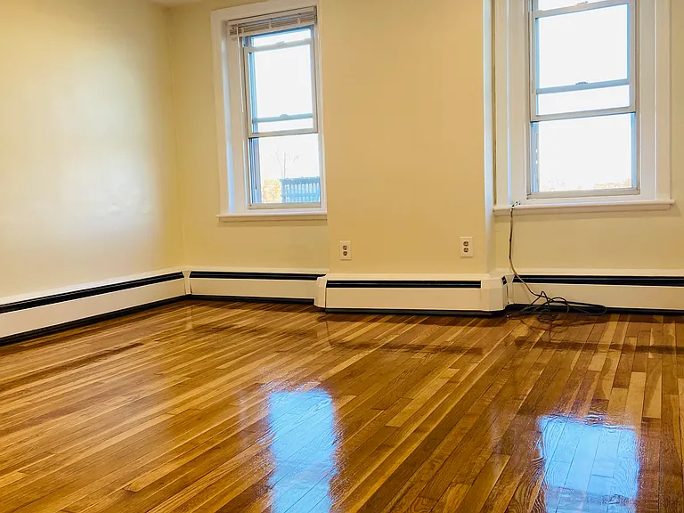 132 Emerson St #33 — Photo 2