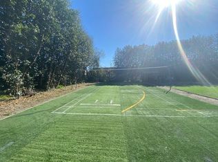 15330 Meadow Rd, Lynnwood, WA 98087