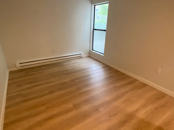 1139 17th Ave APT 2, Seattle, WA 98122