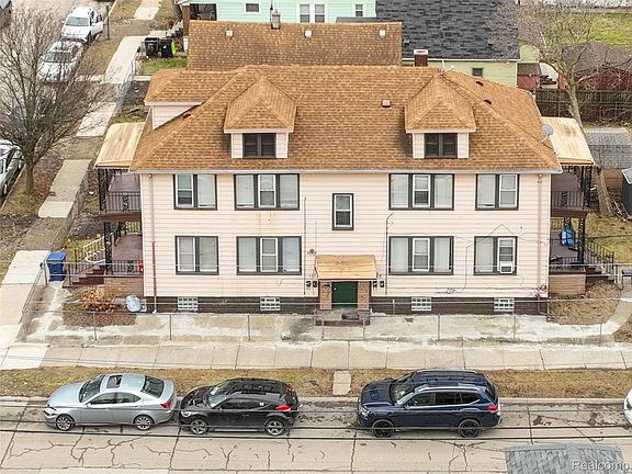 5th image of 90 Catherine St