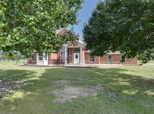 6603 Champion Rd, Midlothian, TX 76065