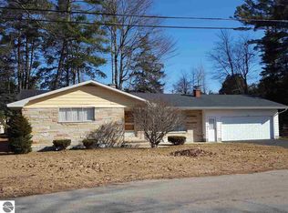 246 Elms Ave, Tawas City, MI 48763