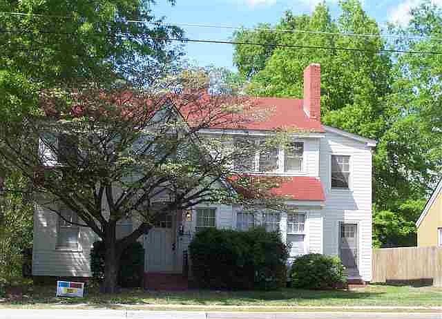 2nd image of 913B W Evans St