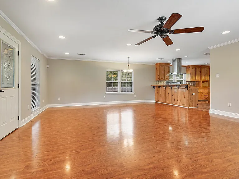 14062 Bourque Rd — Photo 2