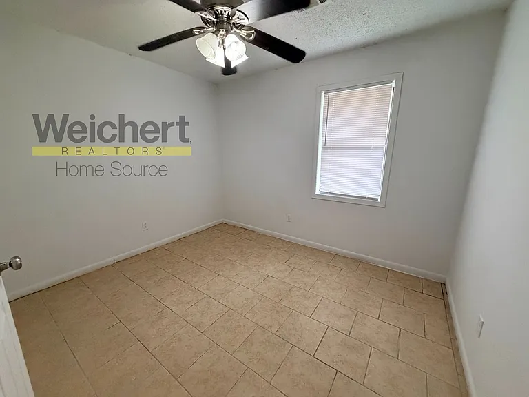 1712 Belt St #1 — Photo 7
