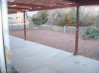 204 Candlelight St, Las Vegas, NV 89145
