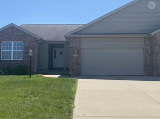 278 Independence Dr #278, Chatham, IL 62629