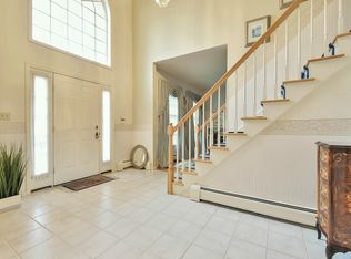 80 Karen Ln, Emerson, NJ 07630