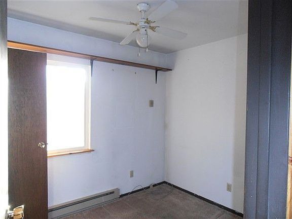 5th image of 16721 Glenshire Dr