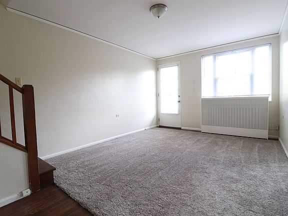 2nd image of 16 Chalmers Ln