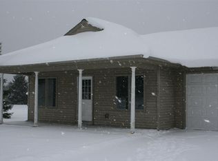 9247 NE Chippewa Dr, Mancelona, MI