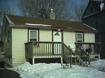 1st image of 1505 18th Ave NE