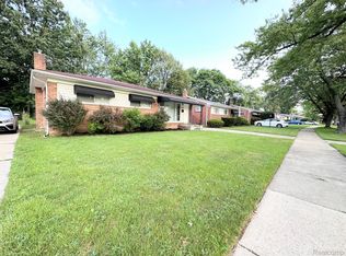 18671 Macarthur St, Redford, MI 48240
