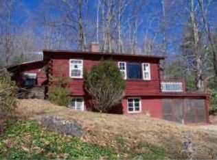 311 Cram Hill Rd, Lyndeborough, NH 03082
