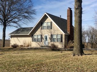 25529 250th Rd, Marshall, MO 65340