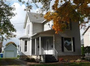 137 Walnut St, Bellevue, OH 44811