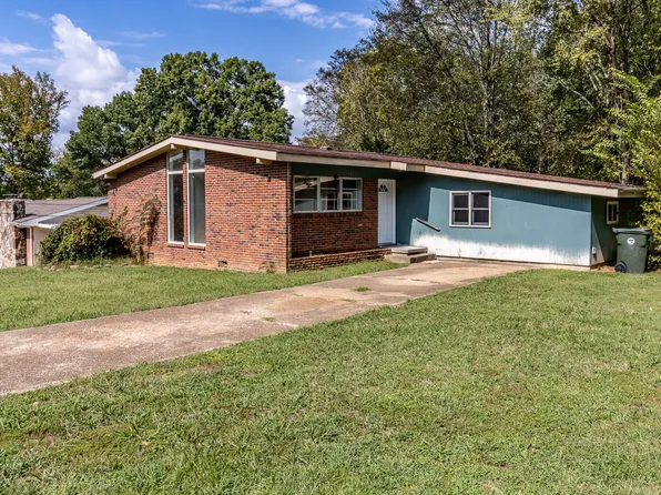 8411 Primrose Ln, Chattanooga, TN 37421