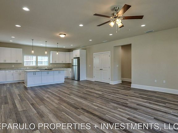 5th image of 749 W Saint Augustine St #537