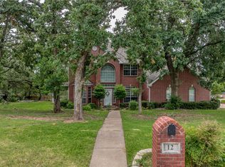 12 Ambassador Ct, Denison, TX 75020