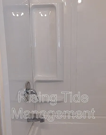 4404 Avenue M — Photo 16