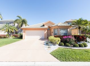 7570 Savannah Ln, Lake Worth, FL 33463