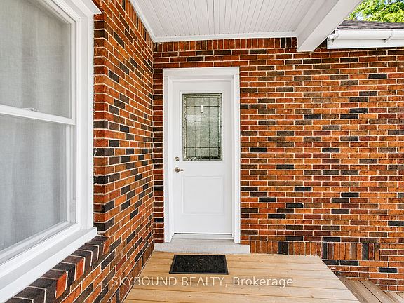 3rd image of 1723 Langlois Ave