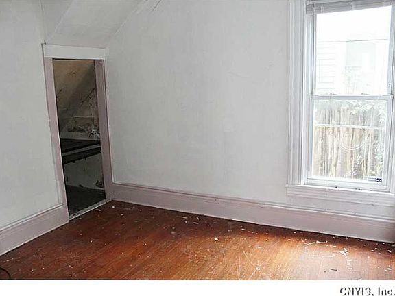 3rd image of 405-07 Seven Burdick Ave