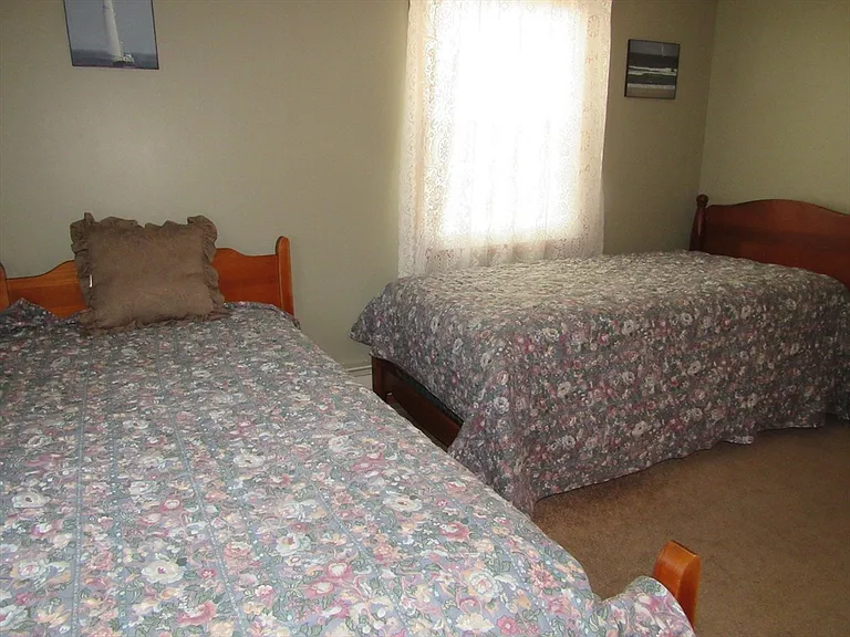 22 Birch St — Photo 17